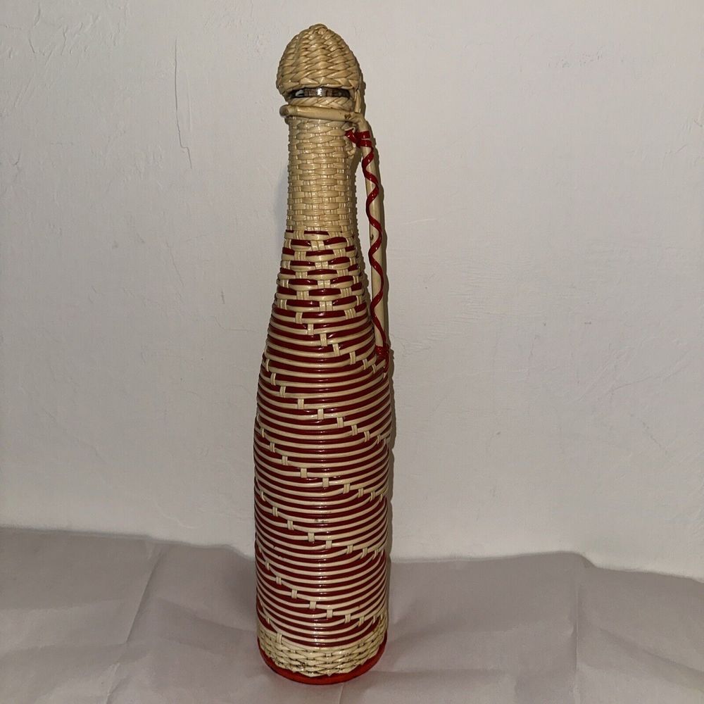VINTAGE PLASTIC WICKER WRAPPED WINE BOTTLE RED WHITE Spain